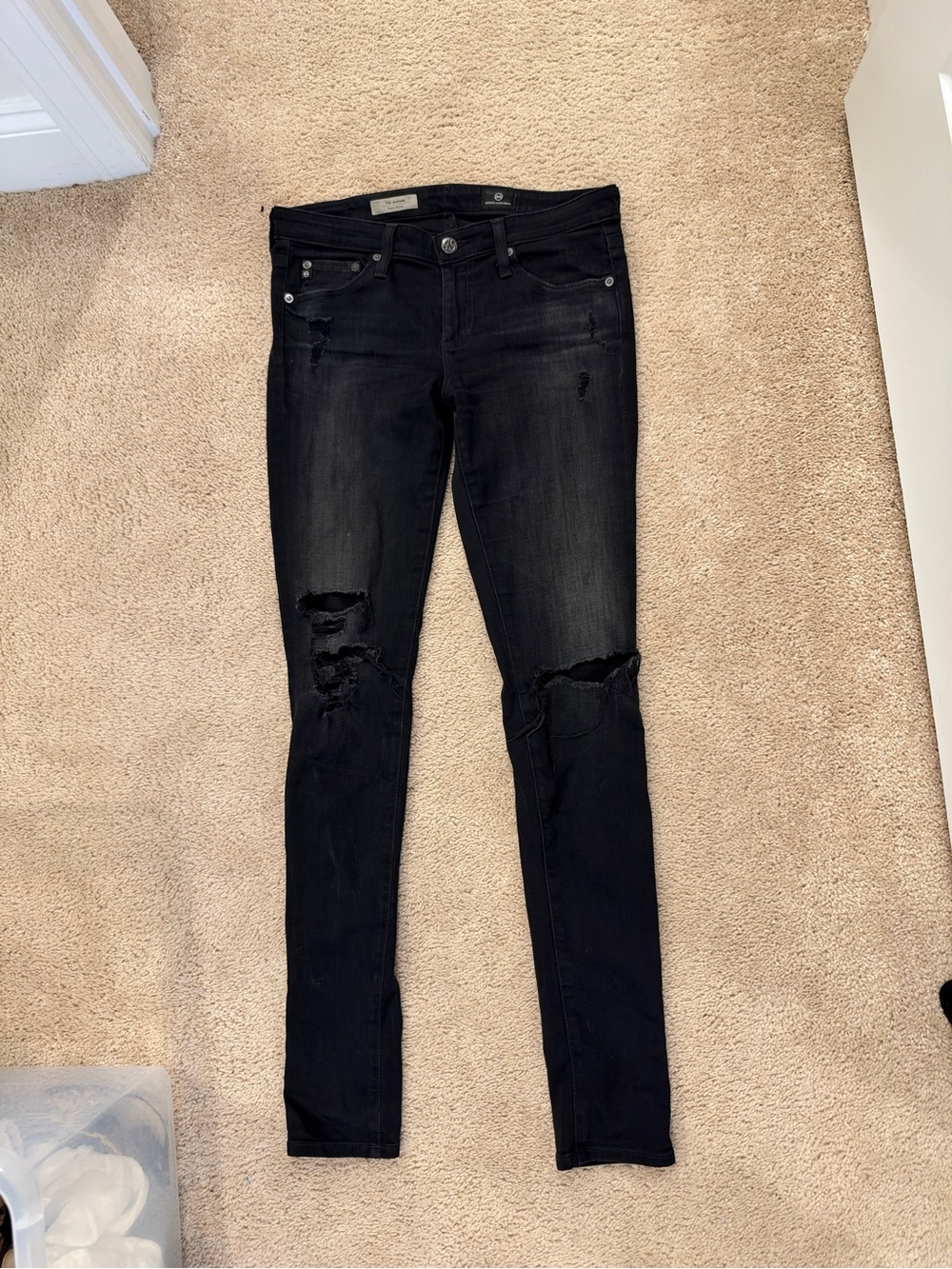 AG Jeans Size 27R Distressed Skinny Jeans